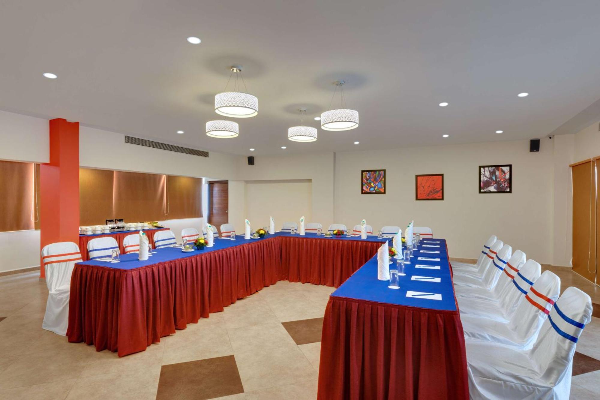 Surestay Plus By Best Western Amritsar Exterior foto